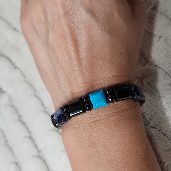 $5☃️Hematite Turquoise, Blue Sodalite Natural Stone Magnetic Closure Bracelet - Picture 1 of 4